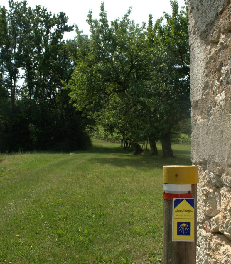 Perigourdine Avec Spa Et Vue Pomport Εξωτερικό φωτογραφία