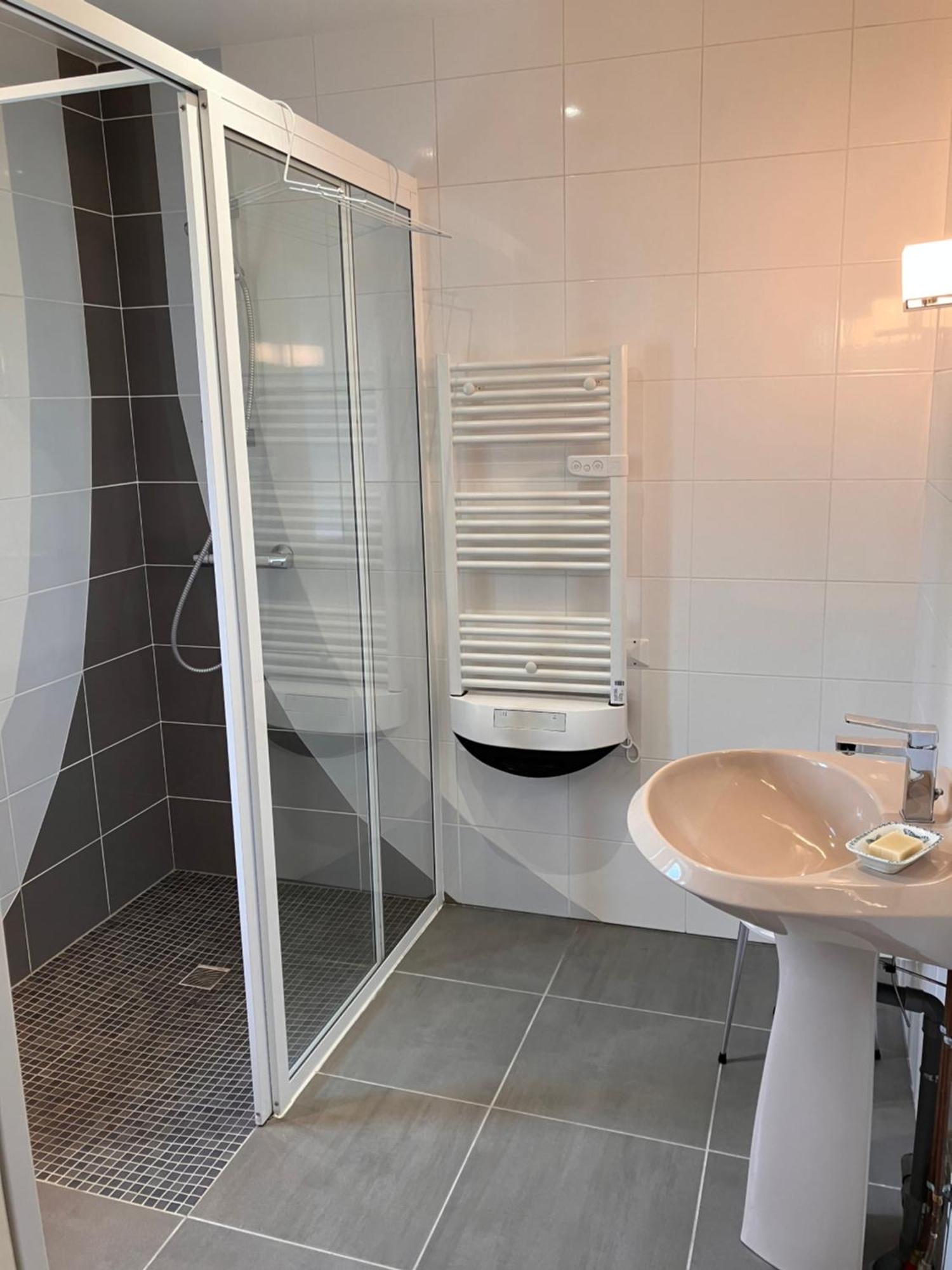 Perigourdine Avec Spa Et Vue Pomport Εξωτερικό φωτογραφία